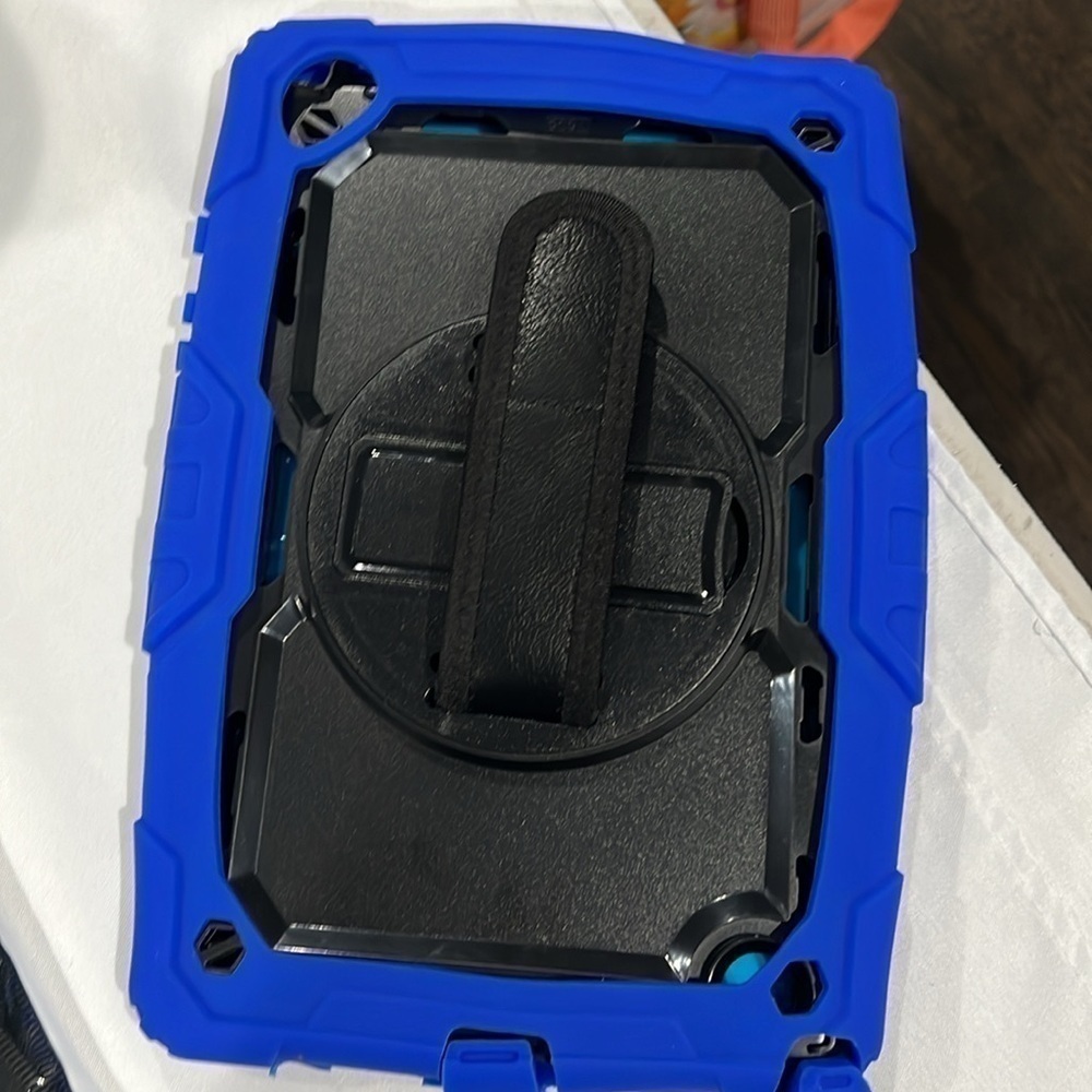 Rugged Case with Screen Protector for Samsung Galaxy Tab A7 10.4 Inch. NWT - Picture 3 of 5
